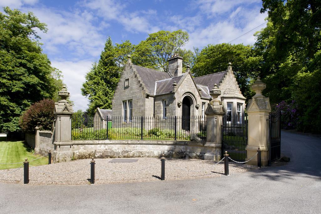 Kinnettles Castle Forfar Exterior foto